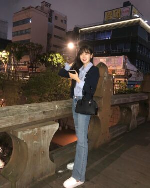 Hwang Bo-reum-byeol Instagram - 🦋