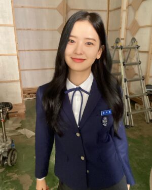 Hwang Bo-reum-byeol Instagram - 드디어 오늘 밤 9시 30분
KBS2TV #학교2021 첫 방송!!!
많관부많사부💙😆