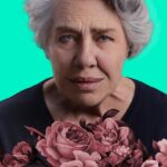 Işıl Yücesoy Instagram - Efsanevi isim Işıl Yücesoy 55. sanat yılında, yapımcılığını Vigor Kültür Sanat’ın üstlendiği, yönetmenliğini Arsen Gürzap’ın yaptığı İzninle müzikli oyunuyla tiyatro sahnesine dönüyor! 🎭 İzninle; evli ve iki çocuk annesi Açelya’nın, 45 yıllık evliliğinde aldatıldığını anlamasıyla, içinde olduğu sıkışmışlıktan, toplum baskısından ve rutinlerinden kurtulmaya çalışmasını konu alan müzikli bir oyun! 🎶 📍22 Nisan’da İzmir AKM’de prömiyer yapacak olan oyun, daha sonra 24 Nisan’da Çanakkale Belediyesi Kültür Merkezi’nde sahne alacak! 🎫 Biletix, Bubilet ve Biletinial’dan biletlerinizi alabilirsiniz. KÜNYE: Yazar: İzzeddin Çalışlar Yönetmen: Arsen Gürzap Oyuncu: Işıl Yücesoy Dekor: Ethem Özbora Işık Tasarım: Önder Arık Stüdyo & Müzik Kayıt: Berkan Kaya Yapım: Vigor Sanat Yapımcı: Serdar Akkaya Menajerlik: Tümay Özokur Asistanlar: Tılsım Tüfekçioğlu, Gamze Bağlıca Fotoğraf & Afiş Tasarım: Şahin Tuhan #VigorSanat #İzninle #IşılYücesoy #Tiyatro #MüzikliTiyatro