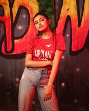Idhika Paul Instagram - Make Room for the new madness! 🦋

#pictureoftheday #pictureperfect #picoftheday #picofday #picsart #picture_to_keep #photography #photoeveryday 
#actorslife #actor_jg #actorslife🎬 #shootlife 

#idhika_paul_official