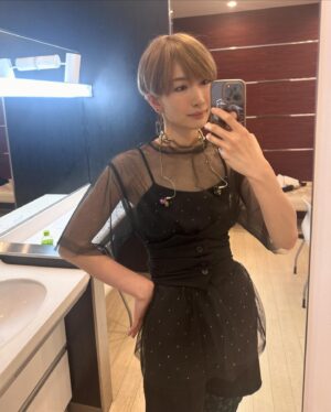 Ikumi Nakajima Instagram - 遅ればせながら
CDTV ありがとうございました
見逃した方は TVer でみてね📺
声を重ねることができて感無量でございました。
大好きな曲！またどこかで歌えますように🙏

う・・ま・・まちうけにしよ・・

#ちりぬるを
#放生会 
#cdtv
#SheenaRingo