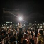 Ilse DeLange Instagram – Wat een geweldige dag gisteren in @caprera.openluchttheater ! 2 shows op 1 dag, allebei anders allebei heel fijn op misschien wel de laatste echte zomerse dag van dit jaar. Dank aan iedereen die er was in Bloemendaal maar ook de afgelopen weken bij de andere openlucht shows! 

We kunnen niet wachten om jullie weer te zien in de clubs vanaf november! 

📷: @jaapkroonfotografie 🙏🏻