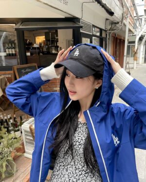Im Min-su Instagram - #협찬

고프코어 바람막이 볼캡⭐️

#MLBKOREA#MLBCREW#MLB바람막이#MLB모자
#MLB볼캡#바람막이#바람막이추천#바람막이코디 
#윈드브레이커#데일리룩패션#볼캡패션#오오티디#해방촌#이태원