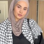 Iman Meskini Instagram - GRWM💜 Remember to bring your Kuffyeh today!🇵🇸
