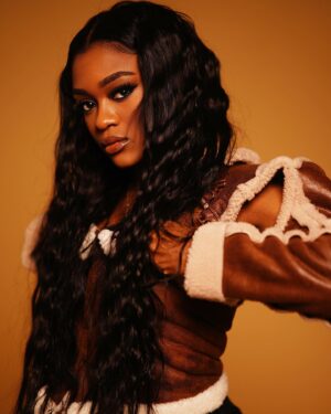 Imani Lewis Instagram - Let’s get started, shall we?🍂🤎
📸: @vp.trey