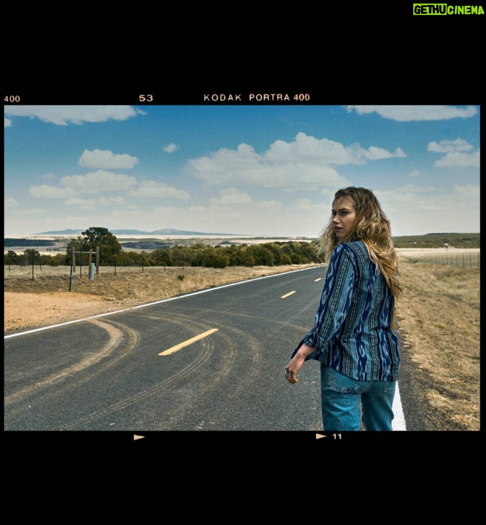 Imogen Poots Instagram - AUTUMN #outerrange @primevideo EP 3 and 4 are out now 🖤