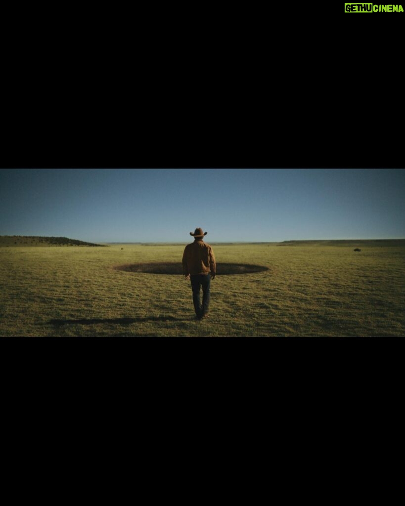 Imogen Poots Instagram - Here are some snaps from #OuterRange Lotsa cowboys, lotsa great unknowns… ✨ On @PrimeVideo this April. @amazonstudios