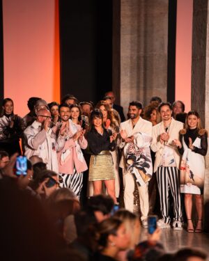 Inês Aguiar Instagram - Obrigada pelo convite @carlos_gil_designer 🖤

@lisboafashionweek
