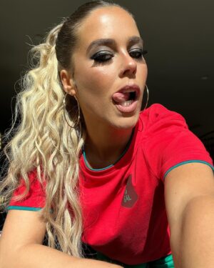 Inês Aires Pereira Instagram - Sou abençoada! Que em todos os trabalhos me deixem brincar!