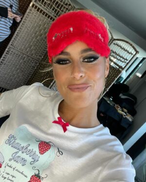 Inês Aires Pereira Instagram - Sou abençoada! Que em todos os trabalhos me deixem brincar!