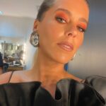 Inês Aires Pereira Instagram - Mais uma gala de @gottalentpt e eu estava bem montada! Makeup @nizaloureiroo_make_up Cabelo @davidxavier.hairpro Vestido LINDO @luiscarvalhoofficial Styling @gabrielapinheirostyling