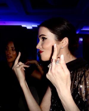 Inde Navarrette Instagram - ✨⭐️ the night ✨⭐️ we won best superhero television show 🍒 thank you a million!