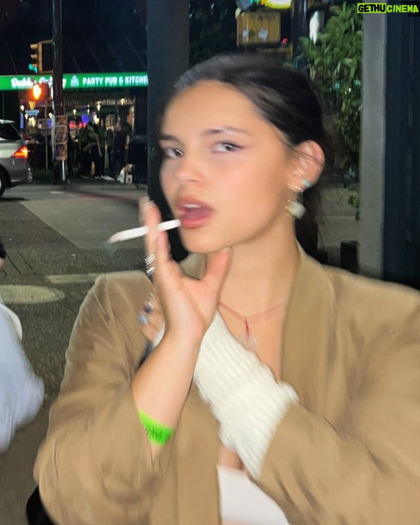 Inde Navarrette Instagram - Cigarettes after sex, after cigarettes after sex