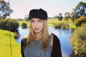 Indiana Evans Instagram - Life's too short to not fill each moment with love. Choose to buy that plant you saw at the shops and nurture it. Choose to take a study break and spend it sketching or day dreaming. Choose to keep that picture you took of you with your s/o for yourself to enjoy instead of watching for the likes coming on social media. Put love into how you do your hair or maybe whack it into a messy bun and put love into creating art. Put love into how you treat others and value all members of society, treating everyone with love and respect. Choose to love yourself as you would others, respecting yourself and loving yourself, especially after failure. Choose love.
#indianaevans