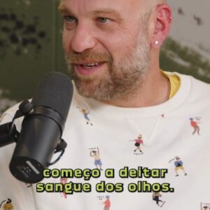 Inês Lopes Gonçalves Instagram - Apresento-vos o Não Mandas em Mim, o podcast que nasceu do paradoxo que é uma das palavras que mais gozo me dá dizer nesta vida ser simultaneamente uma das que me sai com mais dificuldade: não. 
Não quero, não sou, não vou, não faço, não sei, não tenho, não posso, não me apetece, não mandas em mim. São 10 episódios em que vou falar com 10 pessoas que admiro sobre liberdades e desobediências, o que os aperta e o que os liberta, o que querem fazer mas não podem, o que fazem mas não querem e o que fazem porque podem. 
Estreia este domingo às 17h e o primeiro convidado é o @hugovanderding , um homem que tem problemas com a autoridade e um dos meus punks preferidos.
Charged by @dacia_portugal, que é uma marca que me diz sempre que sim. 
Vejam no youtube ou ouçam na plataforma de podcast de que mais gostam, que ninguém manda em vocês.