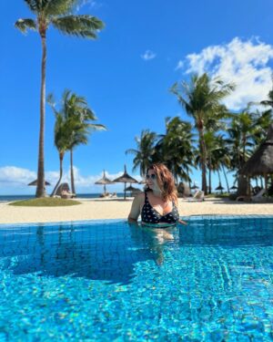 Inês Simões Instagram - Relax the mind, renew the body and revive the soul! #ComeAlive #mauritius🇲🇺 #solferiasviajaraproxima #solferias @solferias_operadorturistico @sugarbeachmauritius @your_sunlife