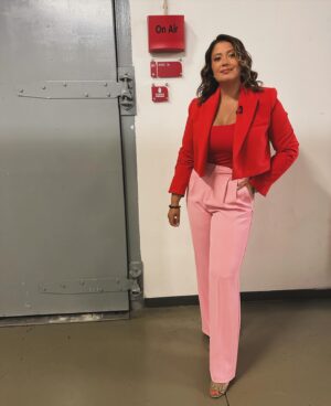 Inês Simões Instagram - A forma como os outros te tratam diz mais sobre eles do que sobre ti. Mas a seu tempo… tudo se encaminha 🤍