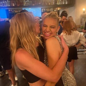 Ingrid Andress Instagram - HBD to queen @kelseaballerini 🎂🍷!!! can’t wait to play your homecoming show with you and @itsgeorgiawebster on Nov 2nd 🫶🏼

tix on sale Friday sweeties!!