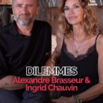 Ingrid Chauvin Instagram - Comédie ou tragédie ? Faire Mask Singer ou Koh-Lanta ? La Rochelle ou Sète ? 👀 Depuis 2017, Ingrid Chauvin et Alexandre Brasseur jouent LE couple phare Chloé Delcourt et Alex Bertrand dans Demain nous appartient sur TF1. Lors de leur passage à la Rochelle pour le festival de la fiction, nous les avons rencontrés pour une interview Dilemmes, et c’était pas facile ! _ @ingrid_chauvin_officiel @albrasseur @dna_tf1 #demainnousappartient #demainnousappartient❤️