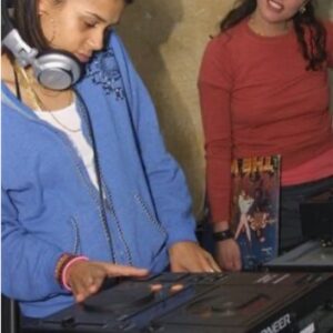 Ione Skye Instagram - Sam Ronson letting Kidada Jones and me spin some of her records. I played something from the Wiz ( which Kidada’s father produced)  and something from “Inner Visions” album. Standard Downtown 1990s