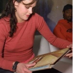 Ione Skye Instagram - Sam Ronson letting Kidada Jones and me spin some of her records. I played something from the Wiz ( which Kidada’s father produced)  and something from “Inner Visions” album. Standard Downtown 1990s
