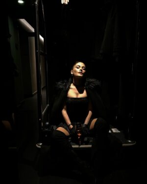 İpek Bağrıaçık Instagram - 🌘🌓🌕