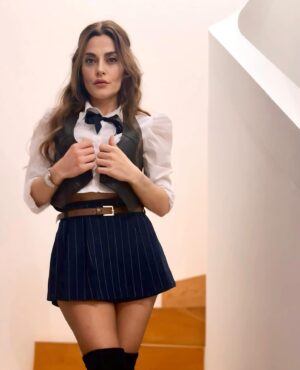İpek Bağrıaçık Instagram - Hello high school student..📚📍
