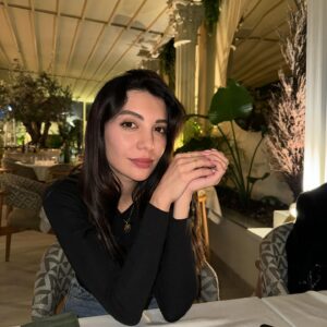 İrem Yüksel Instagram - 🥂