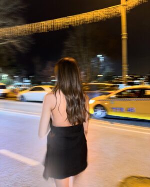 İrem Yüksel Instagram - What a Night🥂
Canımız doğmuş🫠 (Merve yerinde durmadığın için harcandım yazmak sana yasak!❤️‍🔥)