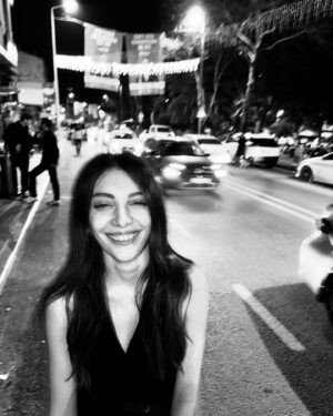 İrem Yüksel Instagram - What a Night🥂
Canımız doğmuş🫠 (Merve yerinde durmadığın için harcandım yazmak sana yasak!❤️‍🔥)