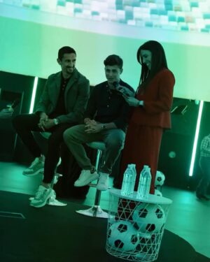 Irene Junquera Instagram - El otro día tuve la suerte de presentar un evento muy chulo y, además, bien rodeada 🔝