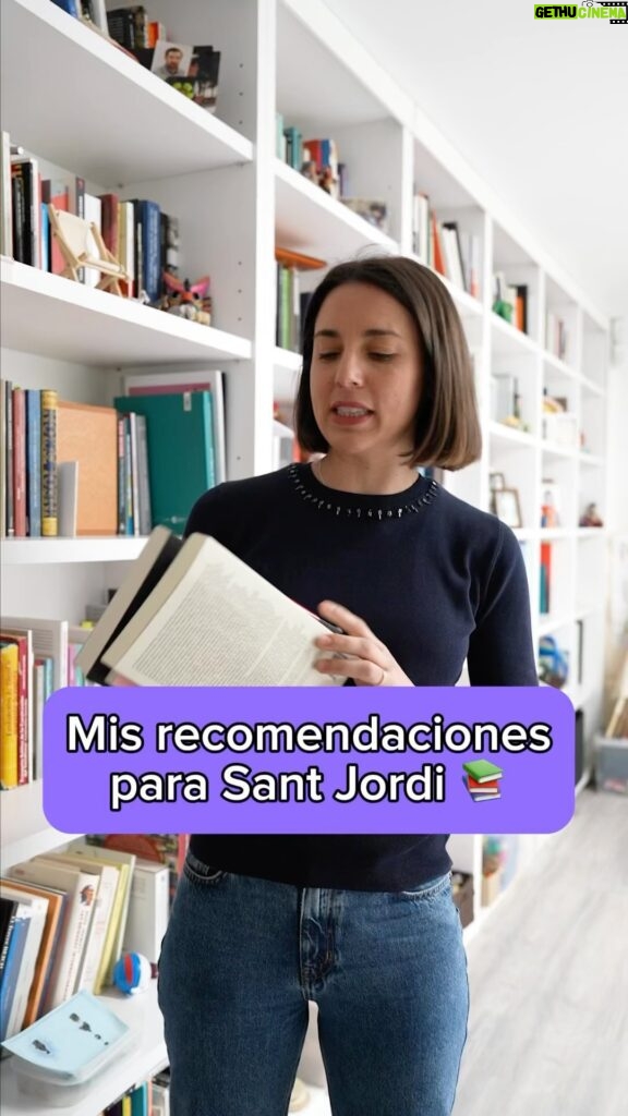 Irene Montero Instagram - Feliz Día del Libro 📚☺️ Aquí os dejo unas cuantas recomendaciones 🫰🏻 ¿Cuáles son las vuestras? ¿Os han regalado alguna?