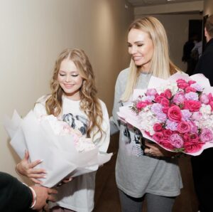 Irina Mairko Instagram - Шоу закончилось, а эмоции не утихают.
Я так горжусь тобой Милусик @milana__star 
Ты настоящий профессионал! Ты АРТИСТКА! И тебе всего 14)
Ты выложилась на все 200% и самое главное, что ты сама от этого получаешь удовольствие.
Мы сделали очень достойное шоу в Crocus
City Hall на 5322 зрителей на одной из самых знаковых площадок для любого артиста.
Киловатты света и звука, твоя бешеная энергия не оставили равнодушных зрителей.
Дальше больше 😉

28.02.2026 мы приглашаем вас на наше новое шоу.

Да, возможно кажется еще далеко, но наши постоянные зрители знают, что если хочешь сидеть на хороших местах покупай билеты заранее)

Промокод MILANA действует до воскресения с 50% скидкой

Билеты на сайте MILANASTAR.RU

Ссылка в БИО👆🏻