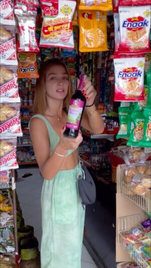 Irina Stroganova Instagram - Wine paling enak di Indonesia apaaaa? 🤪