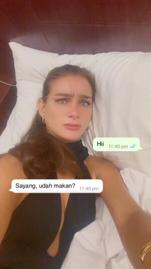 Irina Stroganova Instagram - Guys jangan lupa makan ya… 👌