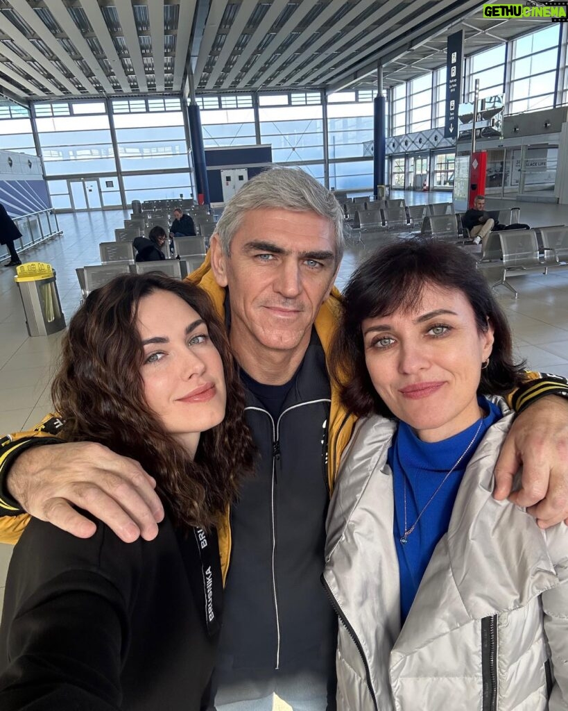 Irina Antonenko Instagram - This has been the most amazing trip to Paris in my life. I spent valuable time with my parents 🥹 Miss you so much and hopefully I can see you again soon ❤️‍🔥!!! #familytime #happydaughter