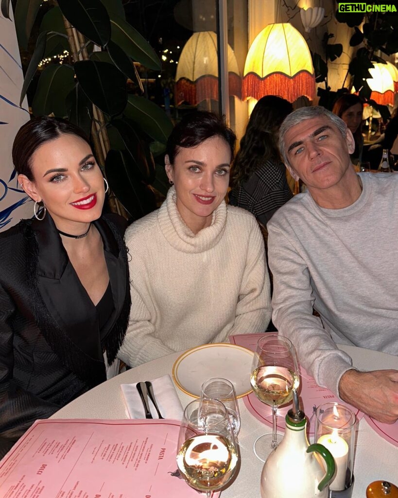 Irina Antonenko Instagram - This has been the most amazing trip to Paris in my life. I spent valuable time with my parents 🥹 Miss you so much and hopefully I can see you again soon ❤️‍🔥!!! #familytime #happydaughter