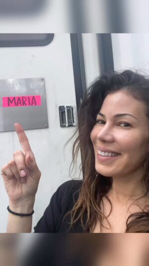 Iris Almario Instagram - The season finale of #talesofthewalkingdead is tonight on @amc_tv! So fun to work on. A female showrunner @channingpowellveryprofessional , a female producer @americasdarlin , a latina writer @lindsey__villarreal , a female director @djkfilms & 4 latino leads @notdaniellapineda @dannyramirez @juliecarmen3 @irisalmario 💥 I loved being a part of this creative team! I’ll share more bts this week. ; ) Check out episode 6 tonight, “La Doña.” 🖤🧟‍♀️ 

Tales of The Walking Dead
AMC 9/18, 9/8c 

#hispanicheritagemonth #twdfamily #thewalkingdeaduniverse #talesofthewalkingdeadamc

#thewalkingdeadamc #latinosbelike #playtimefun 
#behindthescenes🎬 #femaledirector #femalewriter #latinx #actrizlatina #actress🎬 #seasonfinale