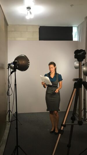 Iris Almario Instagram - The work you don’t see. 🎭  Grateful for every opportunity I get to act. #selftapeauditions ✨

#behindthescenes🎬 #gratitudeattitude #stayfocused💯 #selftape #actress🎬 #actinglifestyle #selftapeaudition #actressgallery #latinaactress #truthinacting