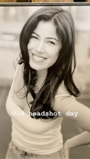 Iris Almario Instagram - ⁣“Did you get your contact sheets yet? I’ll help you choose. Make sure you get your negatives from the photographer. I heard things are changing & casting wants color photos now?! Do you have a magnifying glass to look at your slides?” 🙃🤣 #oldheadshotday #howitstarted 🎭 #fbf❤ ⠀
⠀
#headshotsonly #actressgallery #callingcard #portraits_life #nationalheadshotday #actrizlatina