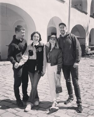 Iryna Soponaru Instagram - Залишу це тут, на згадку
Дякую кращому гіду Мукачево @mandziuk.selera , буду радити тебе друзям😉
Хештег гостізкиєва дякують за гарні емоції, кумпанію та безцінний час♥️ 
#намастебичес