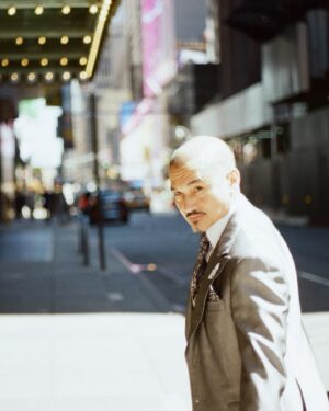 Isa Briones Instagram - Dad,
the way you’ve been able to consistently pull off decades of shiny suits is an inspiration.
Watching your journey of creating a beautiful, meaningful life and career is the great honor of my life. You are the blueprint of dedication, perseverance, and grace. Thank you for showing Teo and me what it means to be a good person, to be in service of others, and to be in service of storytelling. There’s no one like you. I love you endlessly. Happy Father’s Day. See you on stage❣️
-your goofy girl