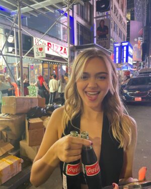 Isabel Gravitt Instagram - what a night