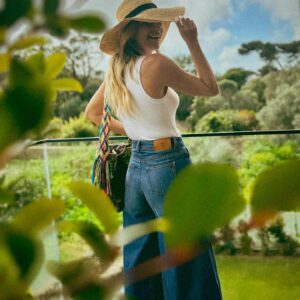 Isabel Figueira Instagram - Bom dia ✨

Denim power 👖
Bom fim de semana 💫

#denimstyle #jeans #fracominagirls #fracominajeans👖 #fracomina_official #fracominaportugal
