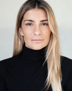 Isabel Figueira Instagram - Headshots by @joannacorreia_ @hitmanagement @hitmanagement.bypedrocurto #newagency #actress #natural #nofilter #hitmanegement