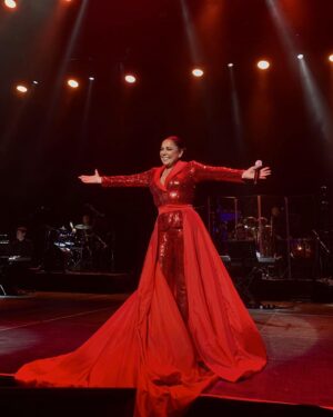 Isabel Pantoja Instagram - PUERTO RICO, 11 años después sigues emocionándome 🇵🇷🙏🏼❤️