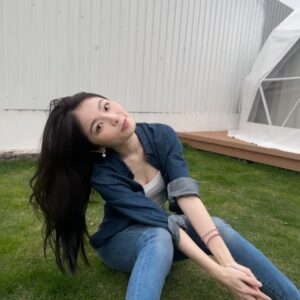 Actress Isabella Chan HD Instagram Photos and Wallpapers March 2024