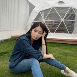 Isabella Chan Instagram - 三月了！ 循例say 個hi!
昨天驚蟄的願望是，唔好驚醒我屋企啲螞蟻，今日宣佈願望已經失效，醒哂 (♯｀∧´)