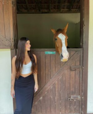 Isabella Koppel Instagram - Dumpzinho do meu final de semana incrível no @lecanton 🐎🤎