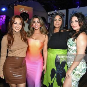Isabella Gómez Instagram - With Love family & Co 💐
#WithLoveTV @withloveonprime 
Season 2 comes out June 2nd!!